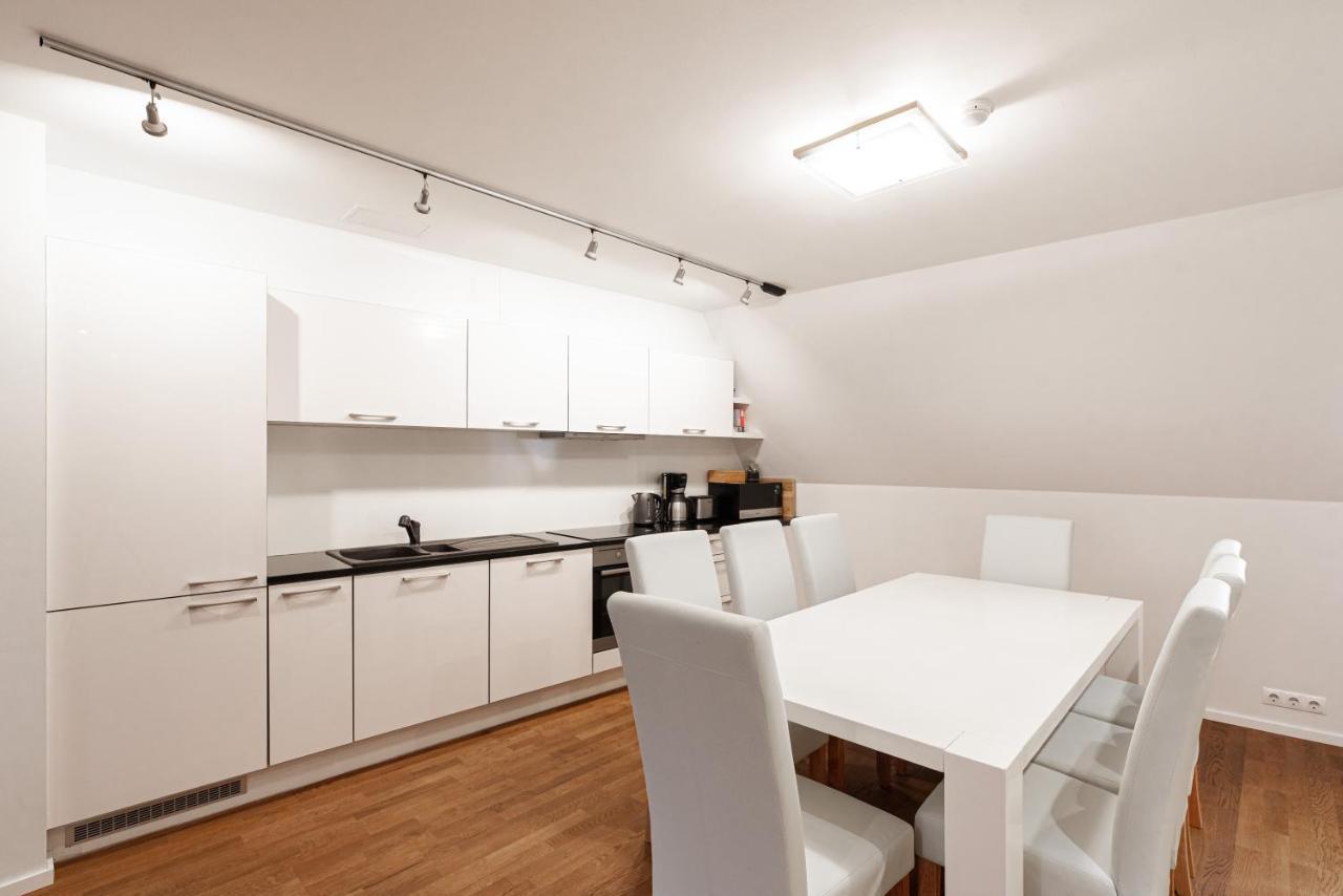 Airhome - Raekoja Plats Tallinn Exterior photo