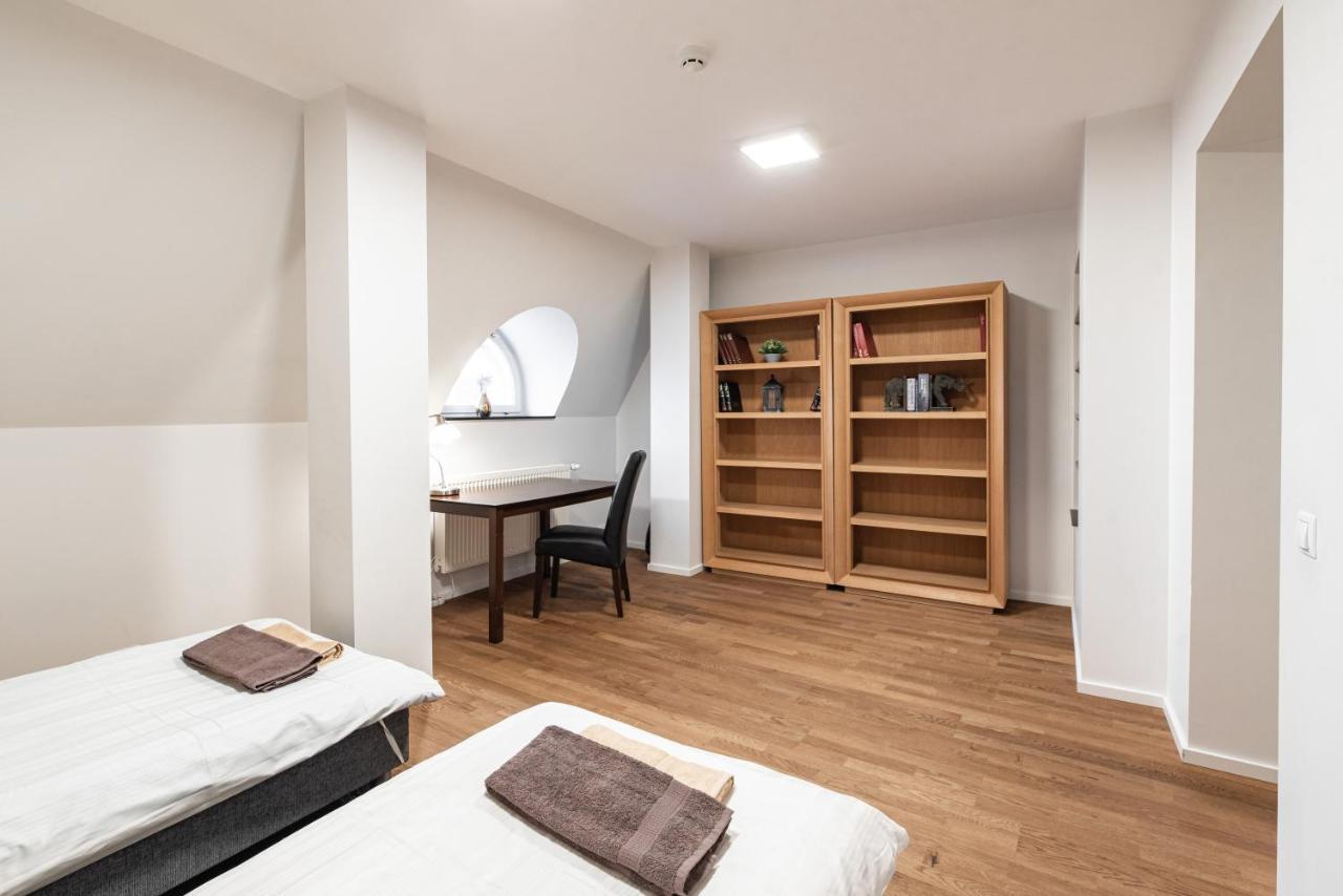 Airhome - Raekoja Plats Tallinn Exterior photo